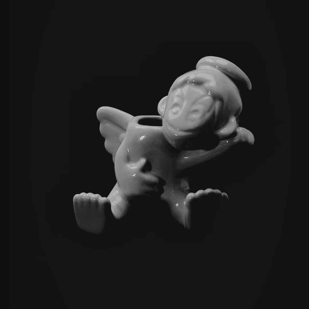 ANGEL FLOWER VASE – emeth